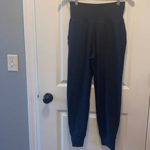 Old Navy Elevate Go Dry Joggers. Navy. (M)
